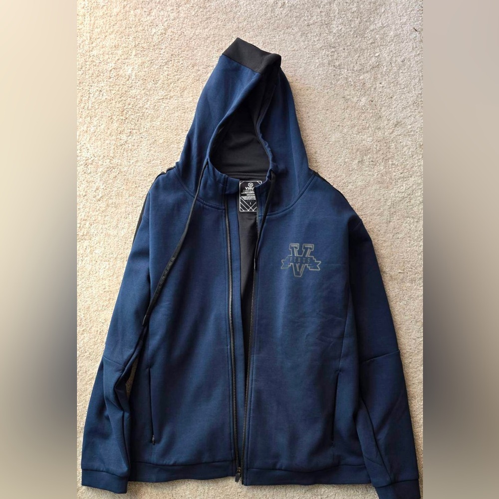 Virus Jacket Unisex for the athlete in everyone